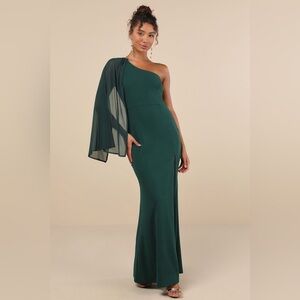 NWT Lulus Majestic Attitude Emerald Cape Sleeve One-Shoulder Maxi Dress